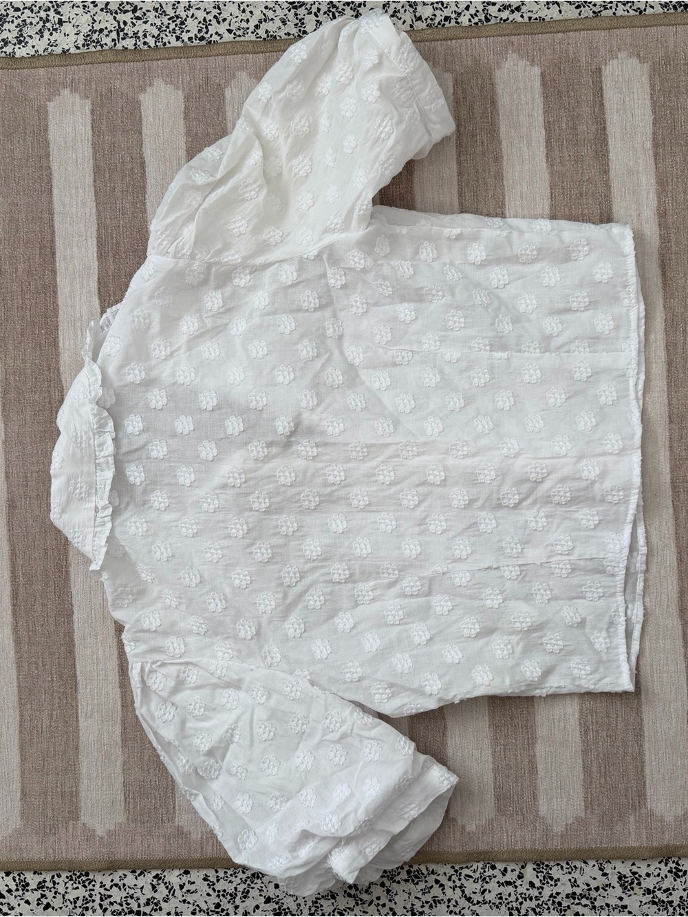 Zara White Swiss Dot Puff Sleeve Ruffle Crop Blouse Top Medium - Picture 7 of 9